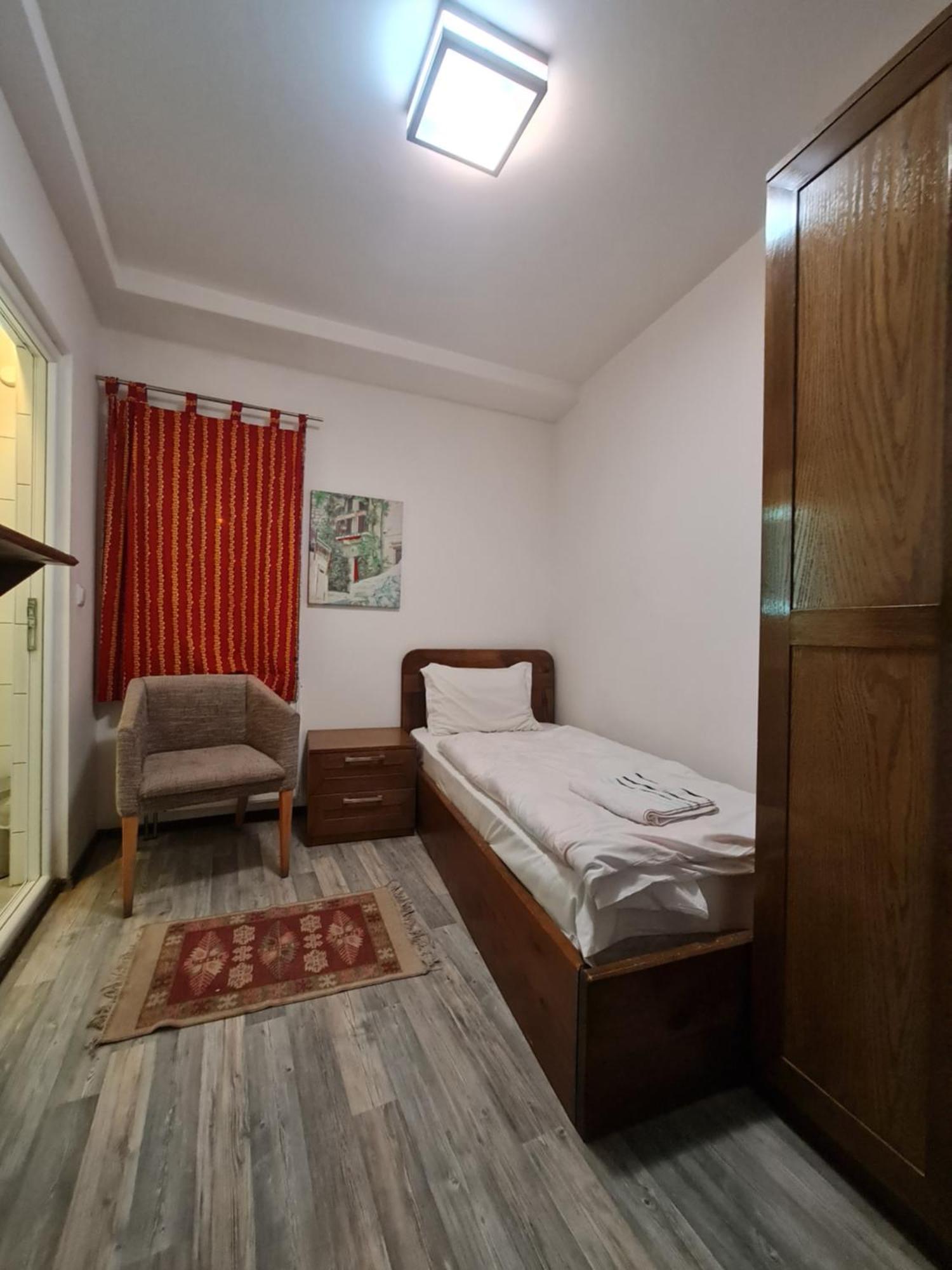 Guesthouse Hotel My Home Prizren Esterno foto