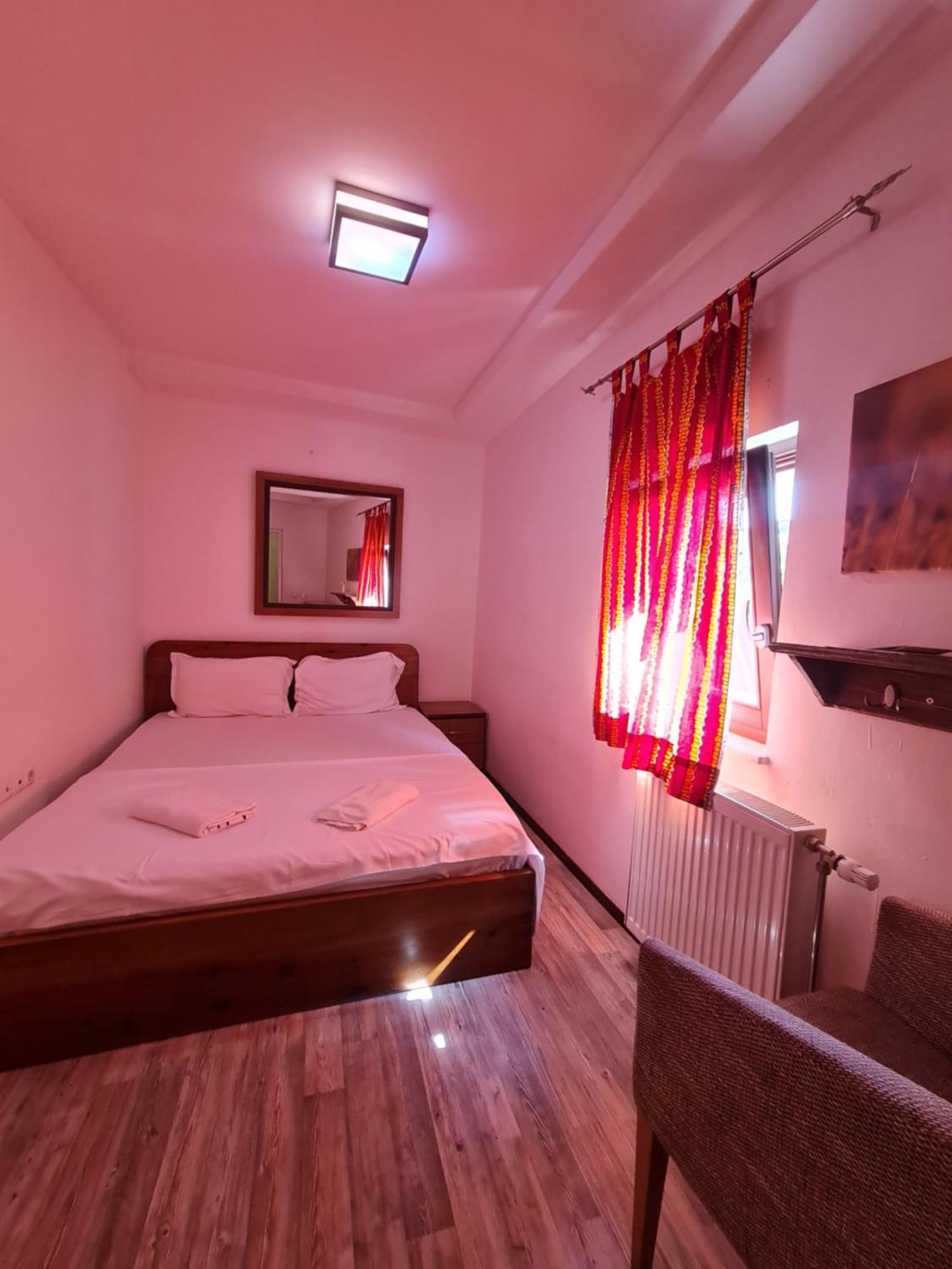Guesthouse Hotel My Home Prizren Esterno foto