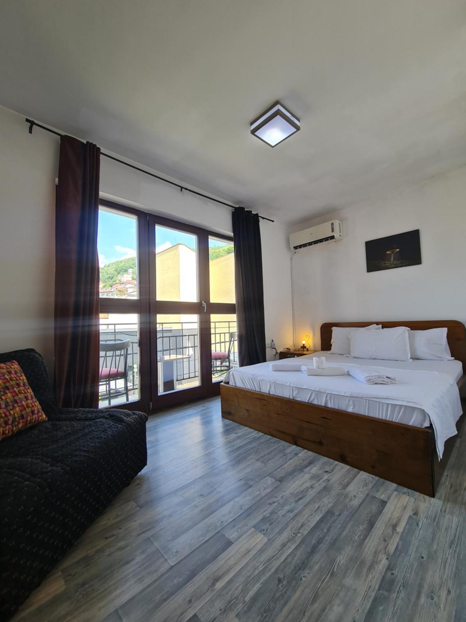 Guesthouse Hotel My Home Prizren Esterno foto